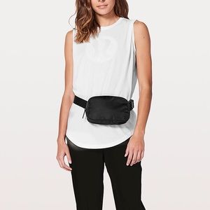 lululemon black fanny pack